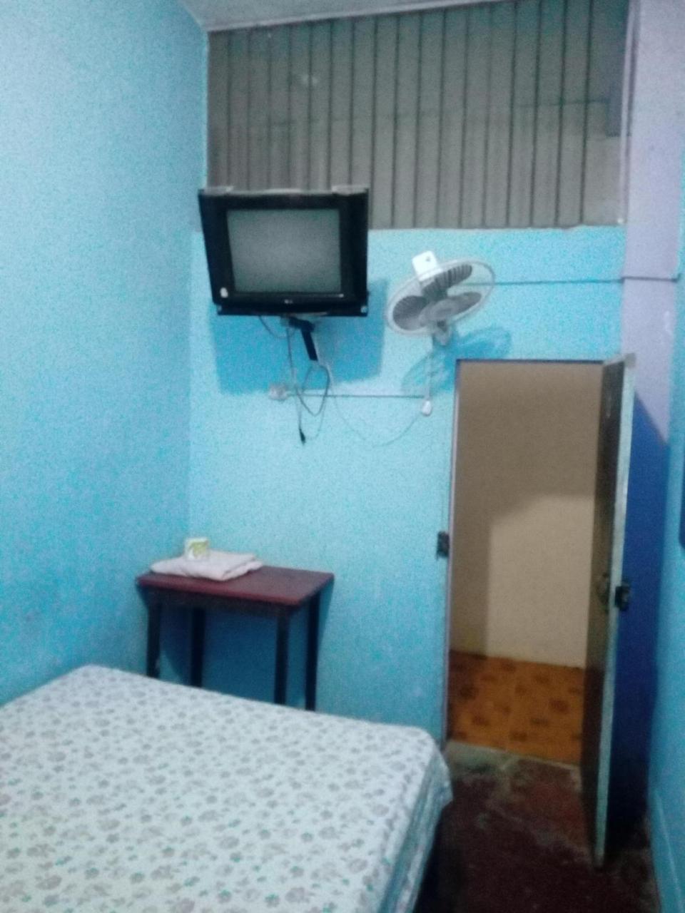 Hospedaje Independencia Pucallpa Buitenkant foto